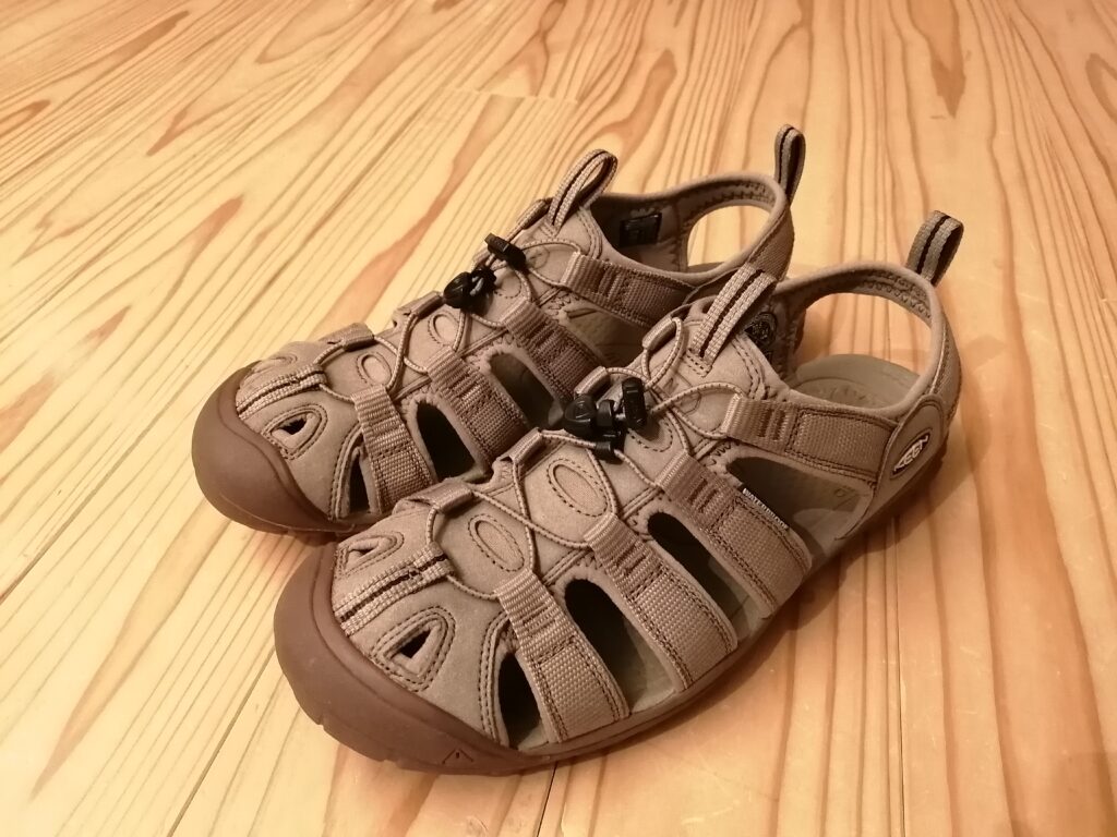 KEENのサンダルの写真