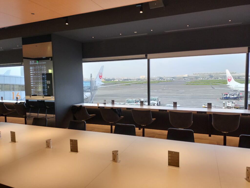 羽田空港国内線ラウンジの写真3